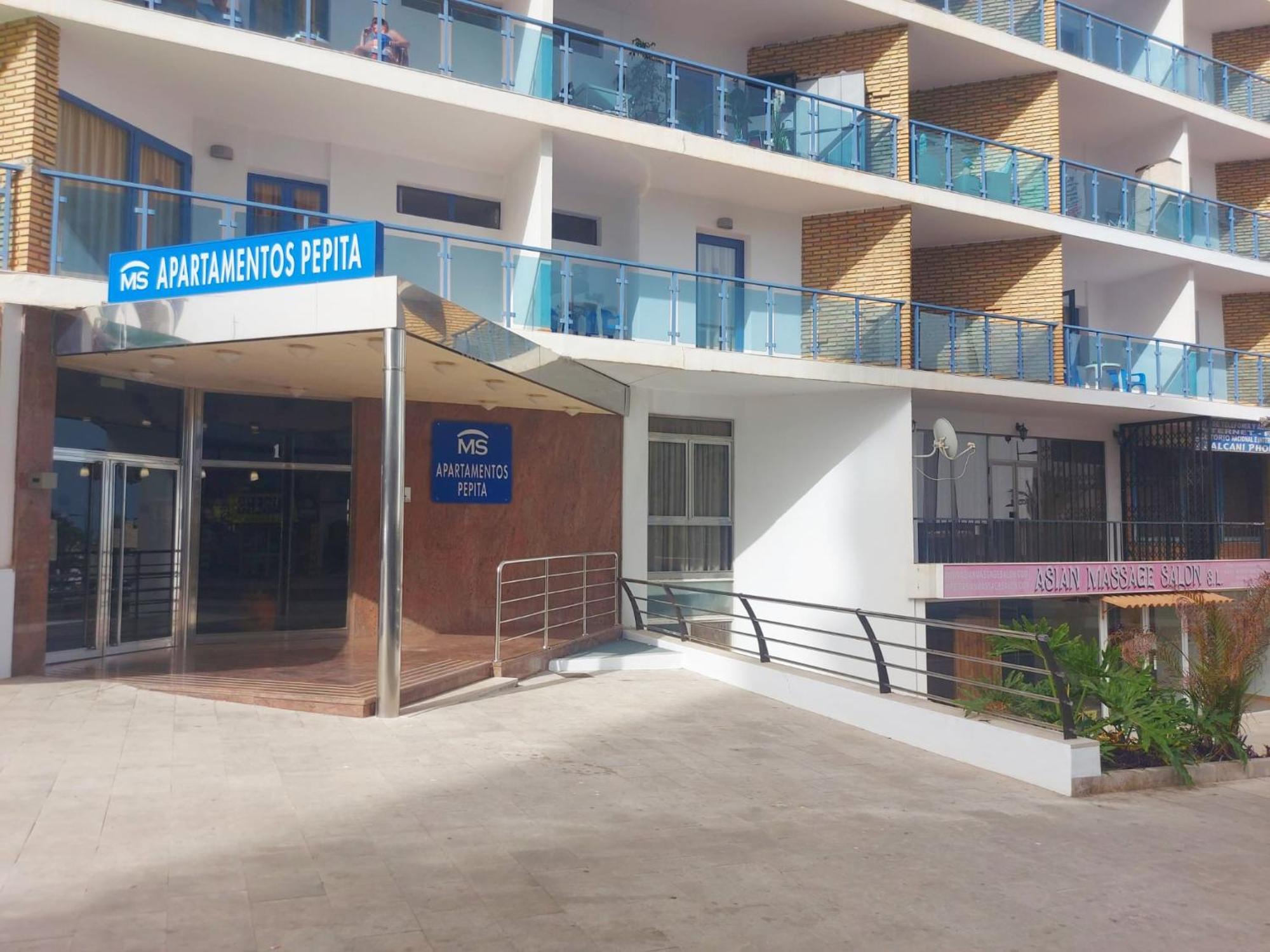 Estudio Luminoso En Puerto Marina Бенальмадена Екстер'єр фото